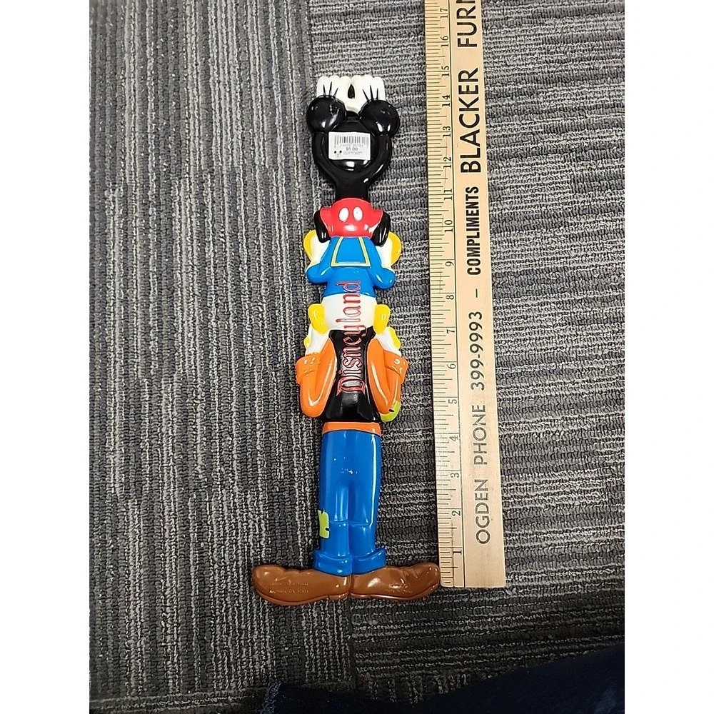 Disneyland Mickey Mouse, Donald Duck, & Goofy Back Scratcher - Walt Disney World